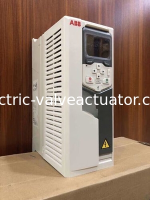 좋은 가격 ABB 인버터 ACS580-01-169A-4 전력 90kW, 3단계 전압 380V-480V 온라인